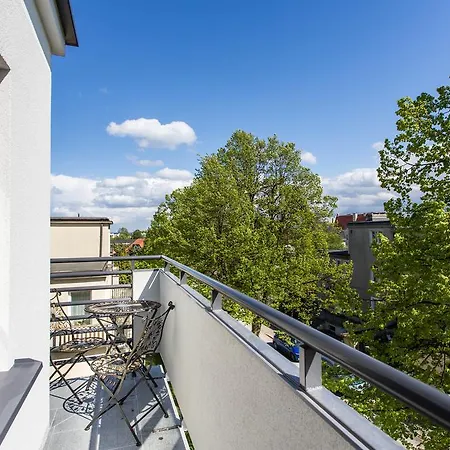 Apartment Allegra Z Ogrodem I Sala Zabaw ,darmowy Parking I Lezaki, 5minut Do Morza Gdynia