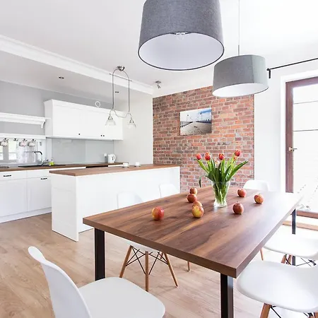 Apartment Allegra Z Ogrodem I Sala Zabaw ,darmowy Parking I Lezaki, 5minut Do Morza