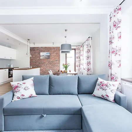 Allegra Z Ogrodem I Sala Zabaw ,darmowy Parking I Lezaki, 5minut Do Morza Apartment *