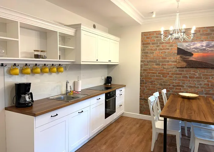 דירה Allegra Z Ogrodem I Sala Zabaw ,darmowy Parking I Lezaki, 5minut Do Morza גדינייה