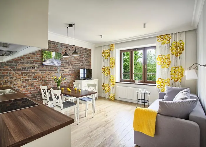 Allegra Z Ogrodem I Sala Zabaw ,darmowy Parking I Lezaki, 5minut Do Morza דירה גדינייה