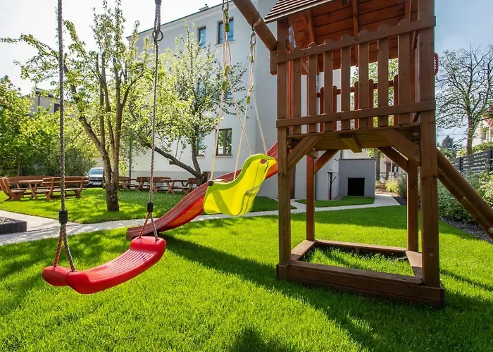 דירה Allegra Z Ogrodem I Sala Zabaw ,darmowy Parking I Lezaki, 5minut Do Morza גדינייה