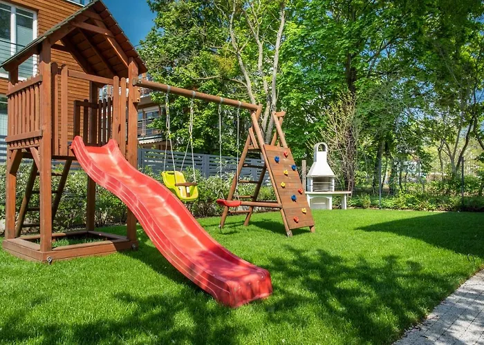 Allegra Z Ogrodem I Sala Zabaw ,darmowy Parking I Lezaki, 5minut Do Morza *